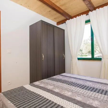 One-bedroom In Smokvica (Korcula)