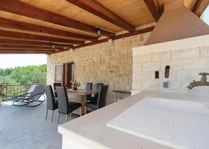 One-bedroom In *